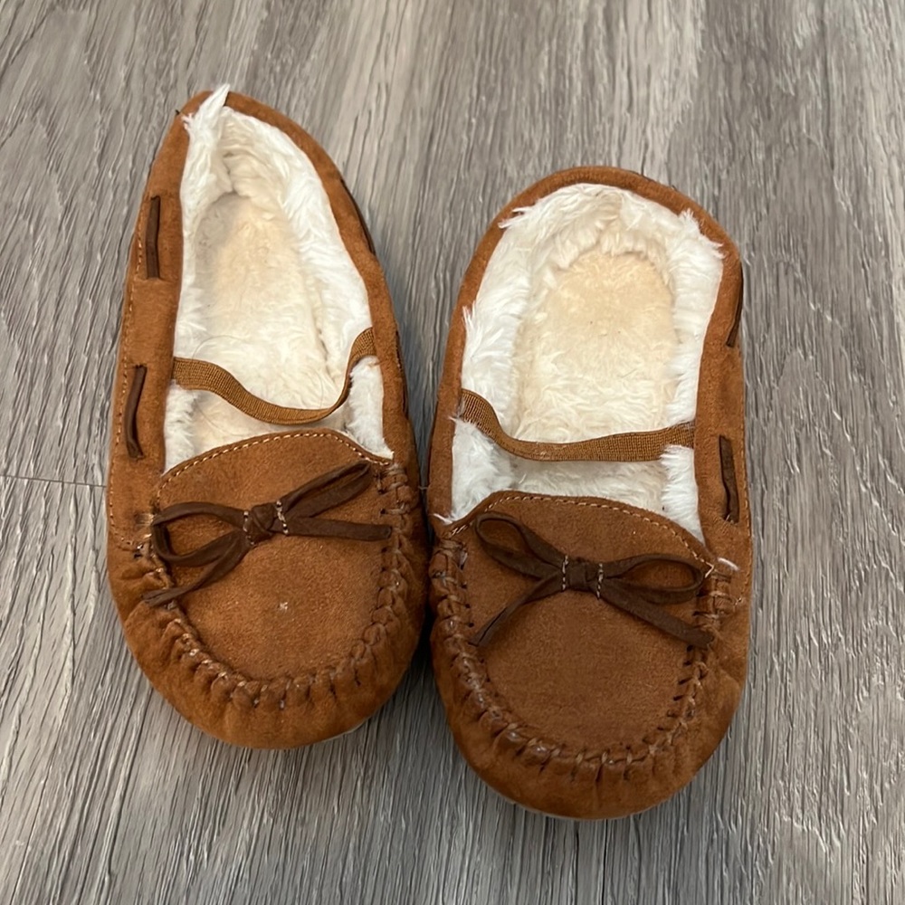 Kids moccasin slipper XL 11/12